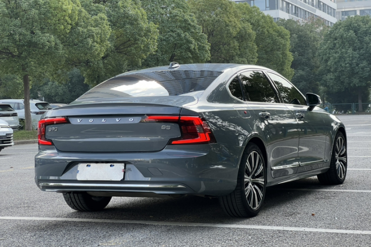 沃尔沃S90 2023款 B5 智远豪华版车身外观6004