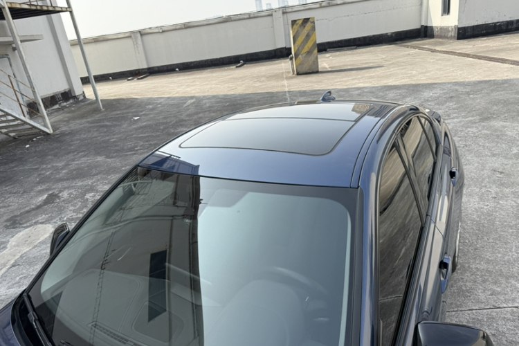 宝马1系 2021款 改款 120i M运动曜夜版车身外观6004