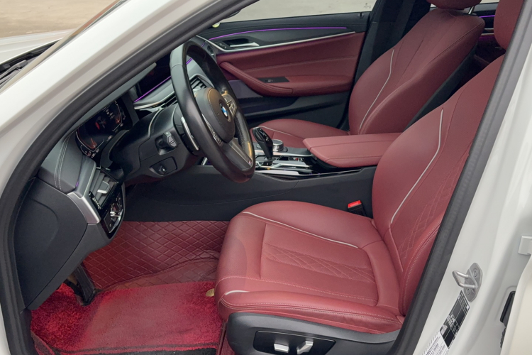 宝马5系 2023款 530Li 领先型 M运动套装局部细节19