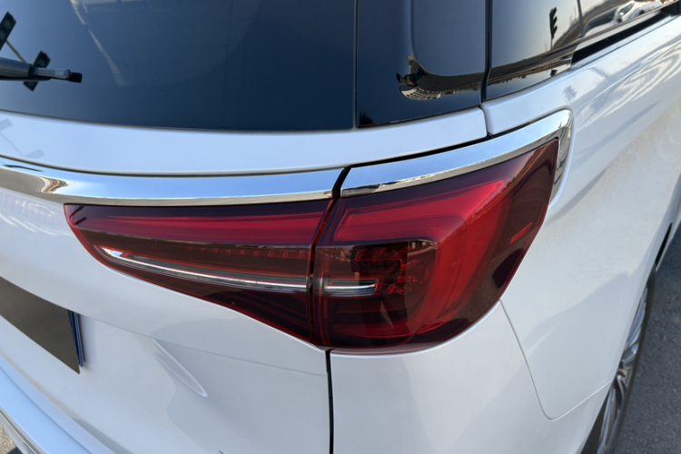 别克GL8 2023款 ES陆尊 豪华型车身外观6008