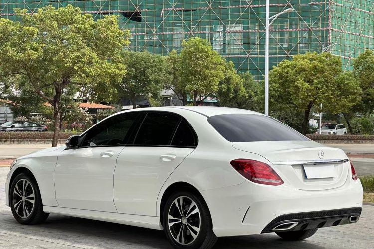 奔驰C级 2016款 C 200 运动版车身外观6003