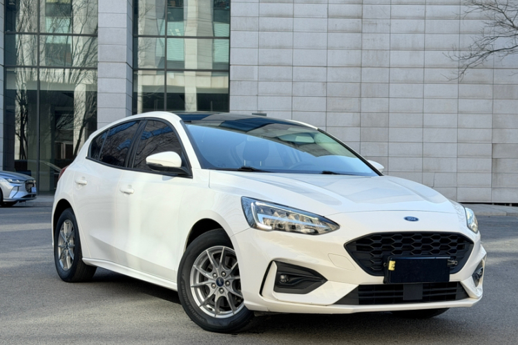 福特 福克斯 2021款 两厢 EcoBoost 180 自动锋潮型车身外观6004
