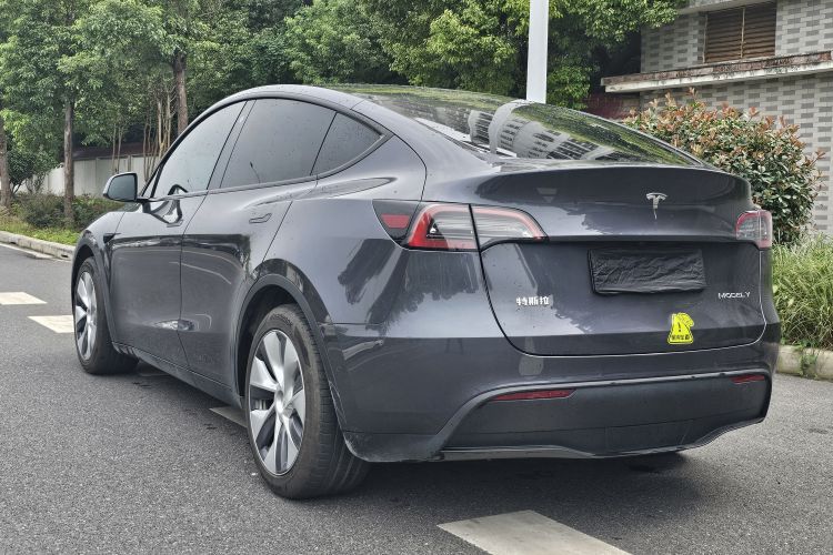 特斯拉 Model Y 2022款 改款 后轮驱动版车身外观6011