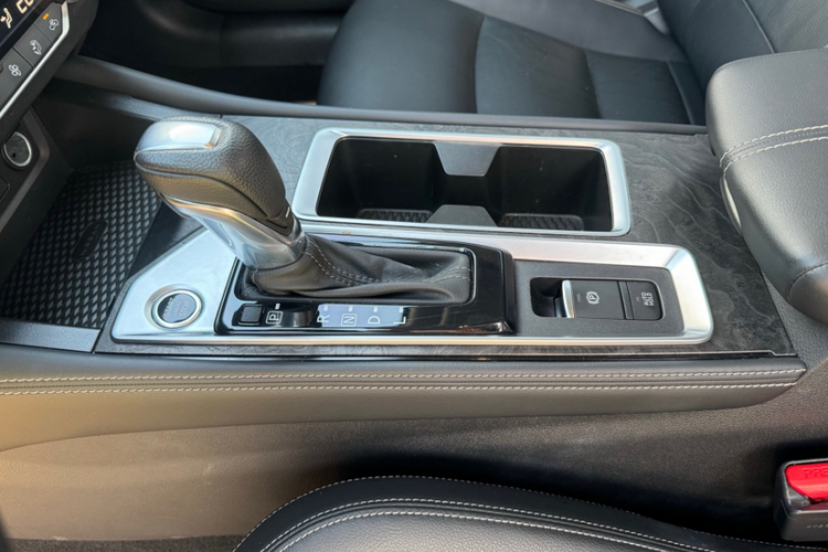 日产 天籁 2022款 2.0L XL-TLS 悦享版局部细节9002