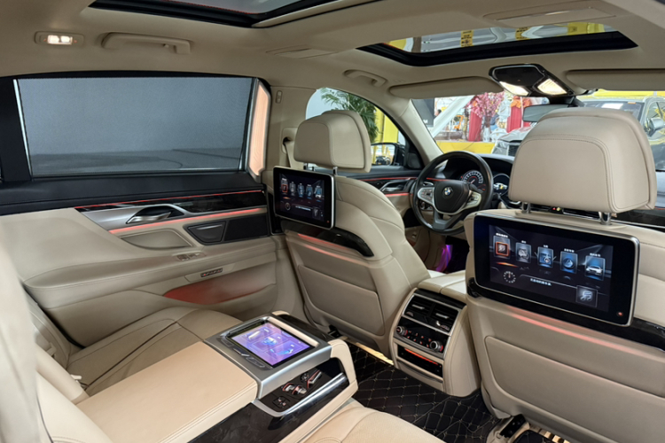 宝马7系 2016款 730Li 豪华型车身外观6002