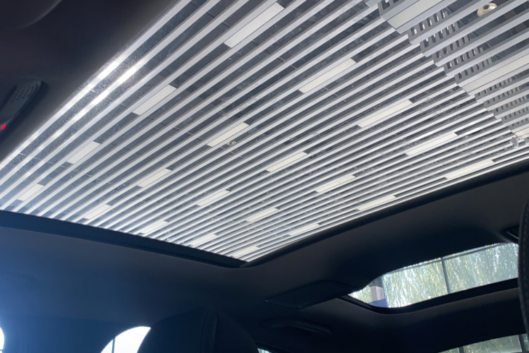 奔驰C级 2019款 改款 C 260 L 运动版中控内饰7004