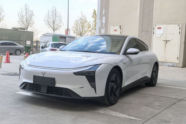 极越07 2024款 标准版车身外观6001