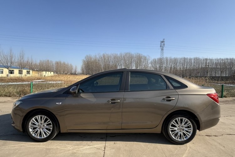 别克 英朗 2016款 15N 自动精英型车身外观6006