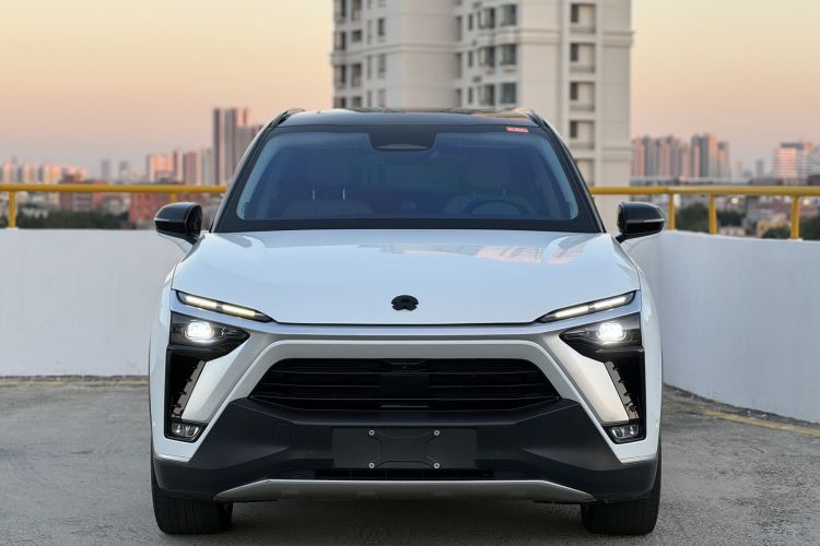 蔚来ES8 2020款 450KM 签名版 六座版车身外观6004