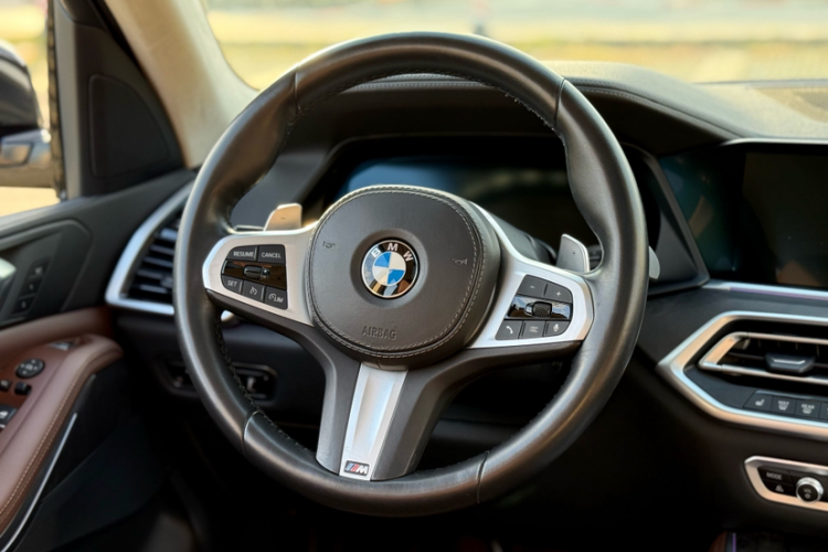 宝马X5(进口) 2022款 xDrive30i M运动套装中控内饰7005