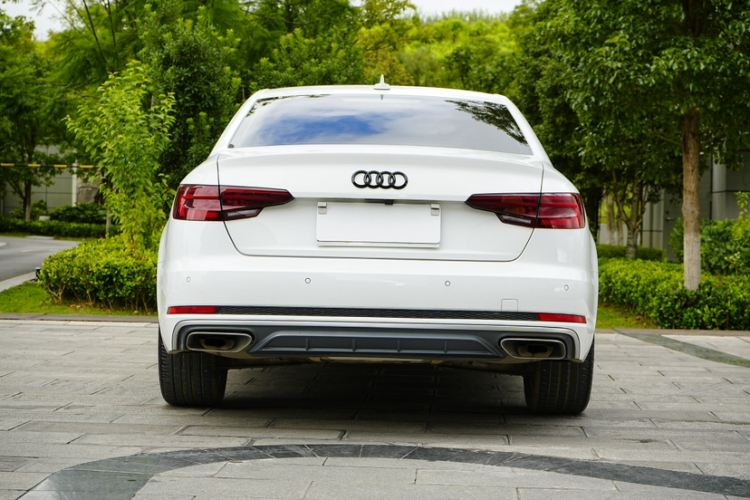 奥迪A4L 2019款 40 TFSI 运动型 国VI车身外观6001