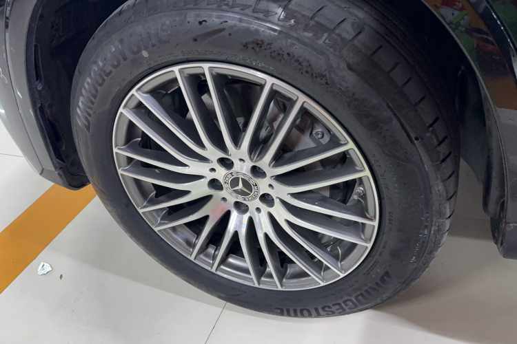 奔驰GLC 2024款 GLC 300 L 4MATIC 动感型 5座车身外观6007