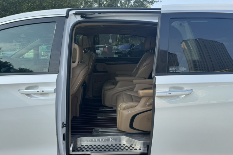 别克GL8 2021款 ES陆尊 653T 旗舰型中控内饰7003