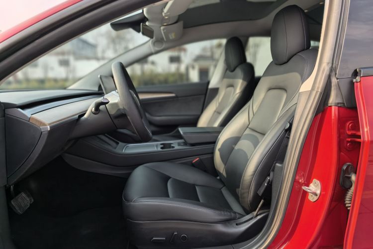 特斯拉 Model 3 2021款 标准续航后驱升级版中控内饰7002