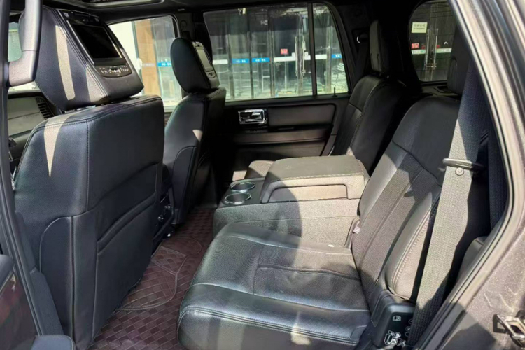 林肯 领航员 2016款 3.5T AWD中控内饰7007