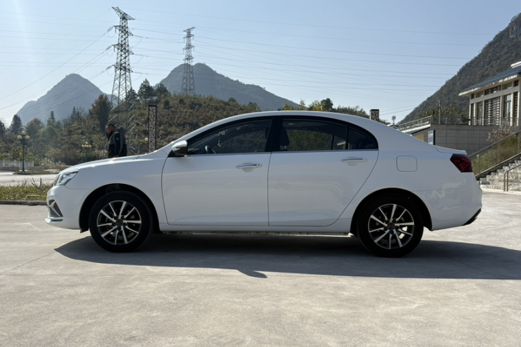 吉利汽车 帝豪 2020款 1.5L CVT向上版车身外观6005