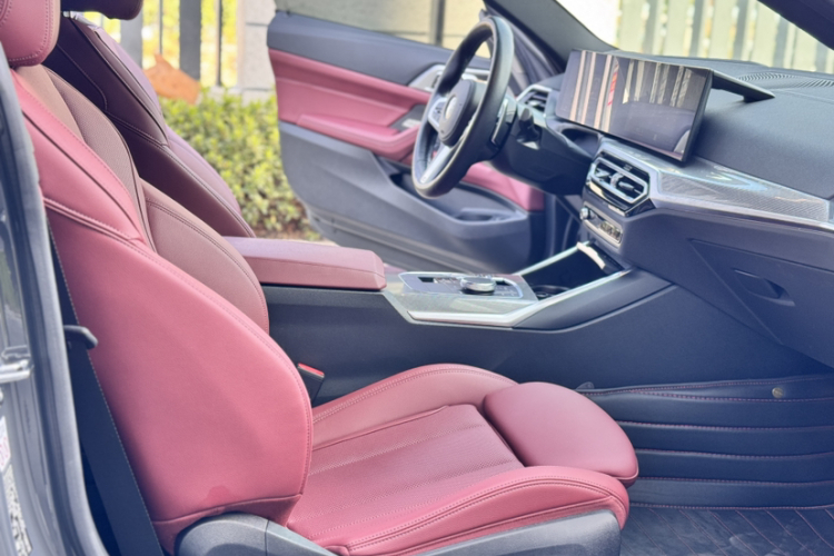 宝马4系 2023款 430i M运动曜夜套装中控内饰7003