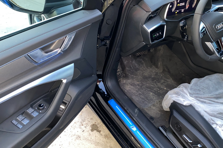 奥迪A6L 2025款 改款 40 TFSI 豪华动感型中控内饰7002