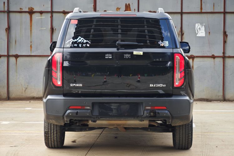 北京BJ30 2024款 1.5T 魔核电驱进阶版车身外观6005