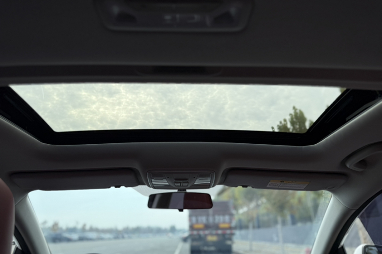 长安 逸动 2021款 PLUS 蓝鲸NE 1.4T GDI DCT尊贵型局部细节22