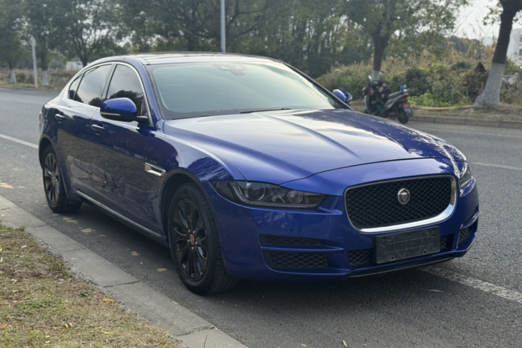 捷豹XEL 2018款 2.0T 200PS 精英版车身外观6006