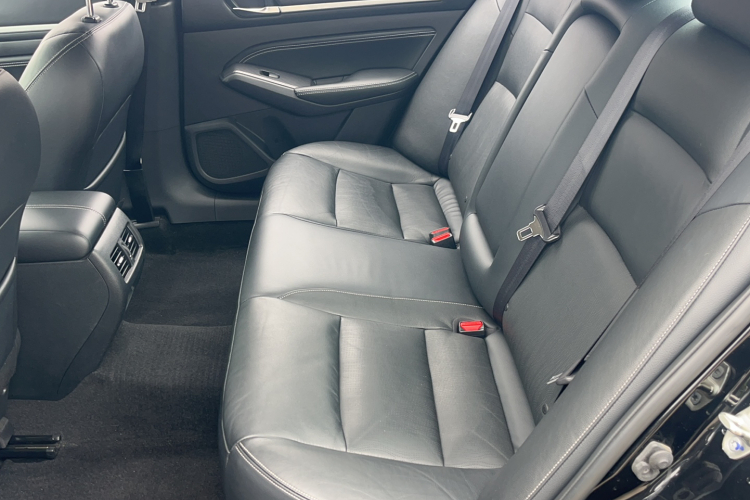 日产 天籁 2021款 2.0L XE 专享版中控内饰7004