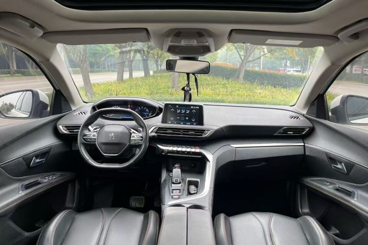 标致4008 2019款 360THP 尝先版中控内饰7003