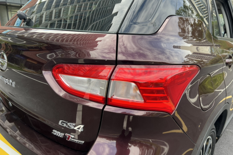 广汽传祺 传祺GS4 2015款 200T G-DCT精英版车身外观6003