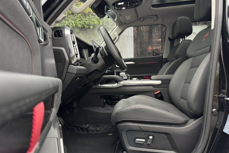 捷途旅行者 2023款 2.0T 四驱穿越PRO局部细节19