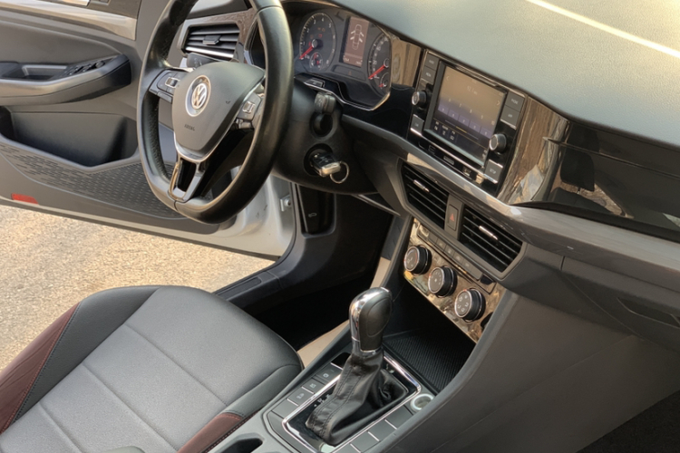 大众 宝来 2020款 1.5L 自动舒适型中控内饰7001