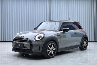 MINI 2023款 1.5T COOPER 艺术家