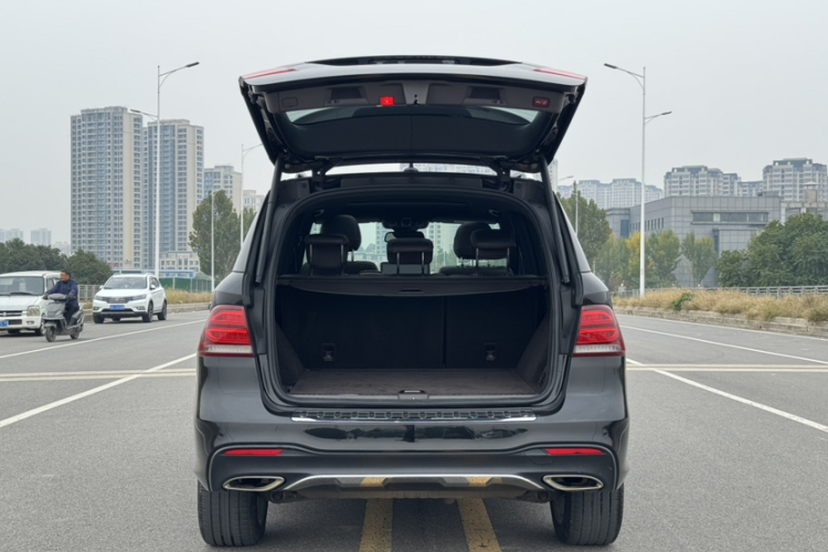 奔驰GLE 2015款 GLE 400 4MATIC车身外观6006