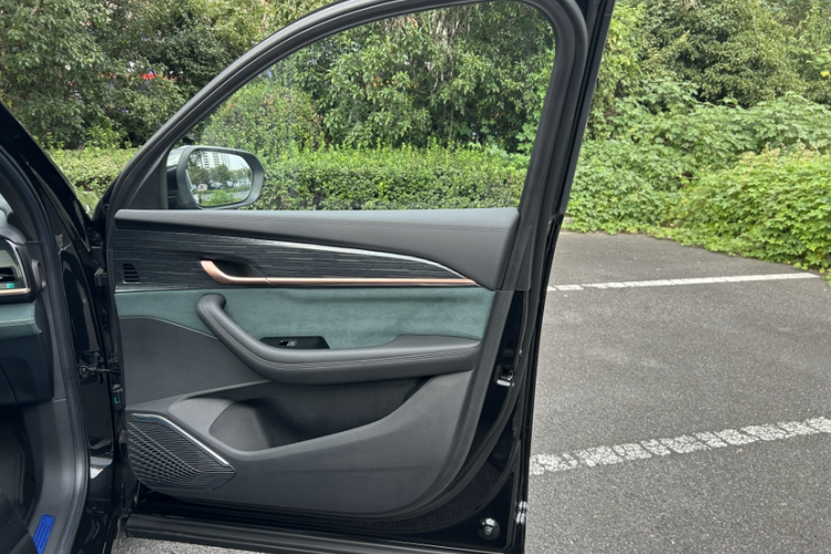 吉利汽车 星越L智擎 2024款 1.5T 天宫版中控内饰7003