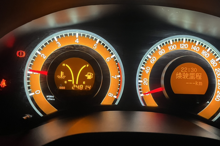 比亚迪F3 2016款 1.5L 手动豪华型中控内饰15