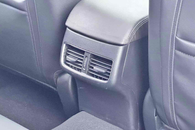 马自达 阿特兹 2017款 2.5L 蓝天运动版中控内饰7006