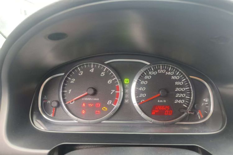 马自达6 2013款 2.0L 自动时尚型中控内饰15