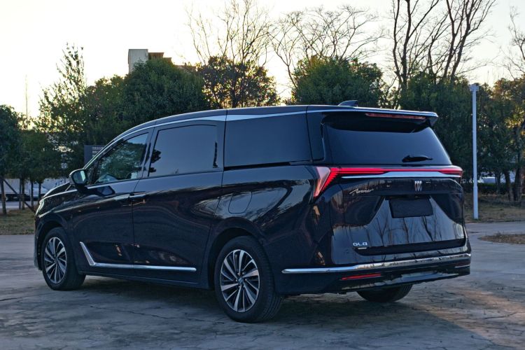 别克GL8新能源 2026款 陆尊 奢享版车身外观6007
