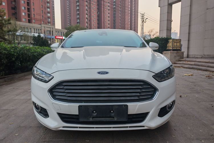 福特 蒙迪欧 2013款 2.0L GTDi200豪华型车身外观6001