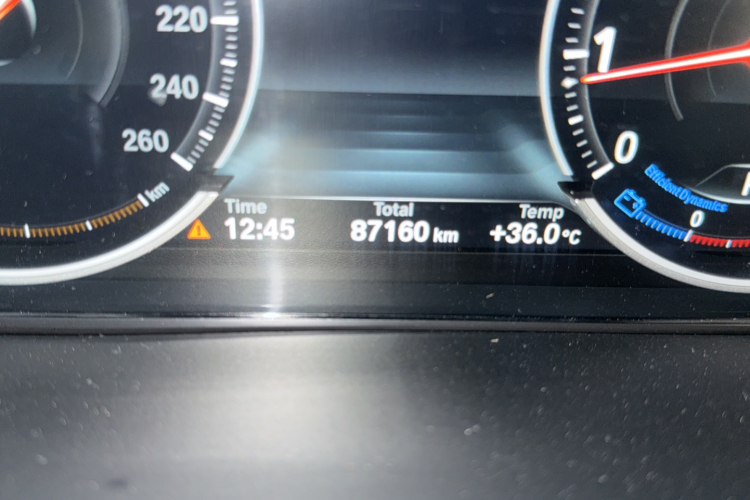 宝马X6 2018款 xDrive28i中控内饰15