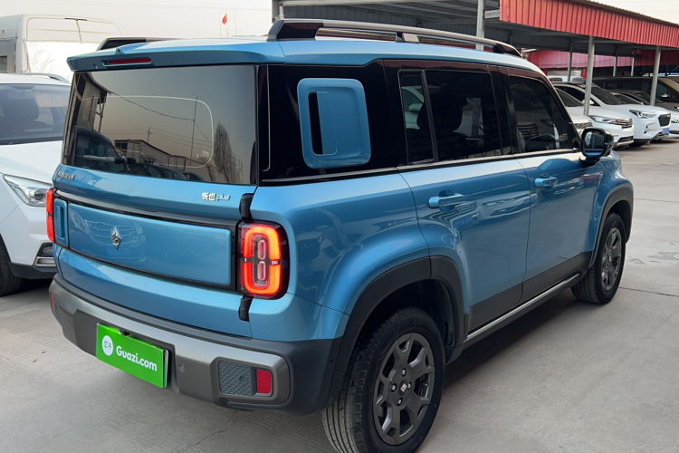 宝骏悦也Plus 2024款 智尊版 4座车身外观6006