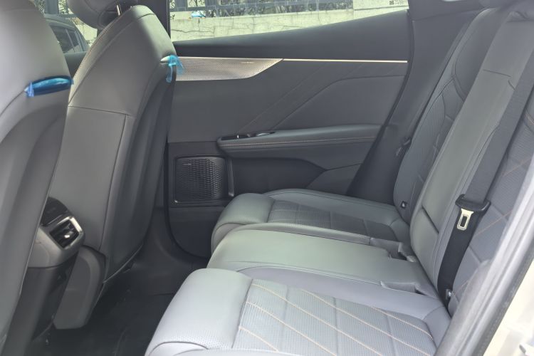 深蓝汽车 深蓝S05 2024款 510Plus纯电版中控内饰7006