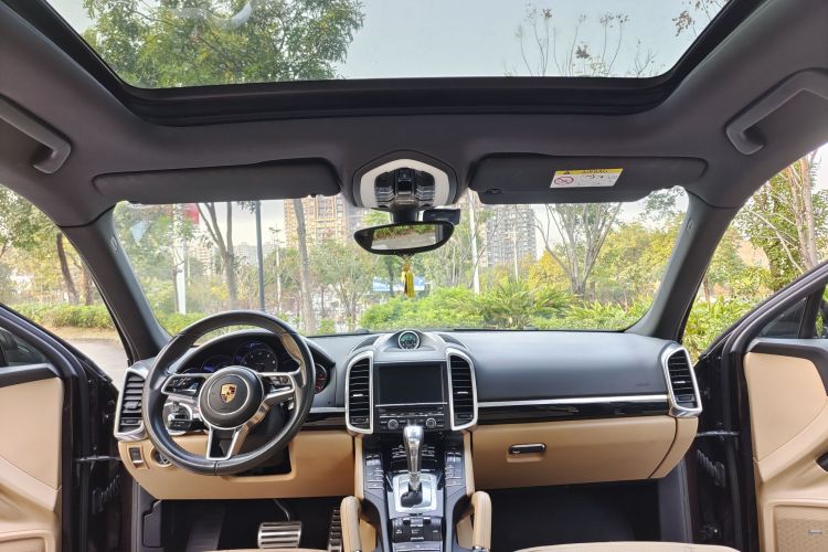 保时捷 2015款 Cayenne 3.0T中控内饰7005