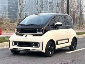 宝骏KiWi EV 2022款 艺术家轻享版 磷酸铁锂