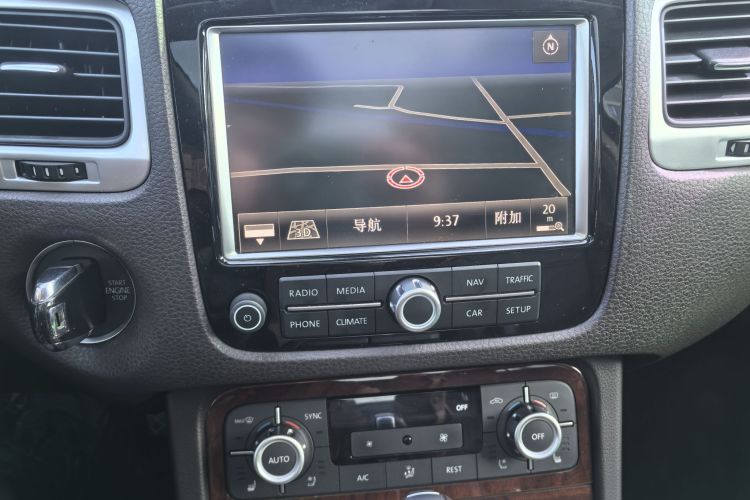 大众 途锐 2011款 3.0TSI 舒适型局部细节16