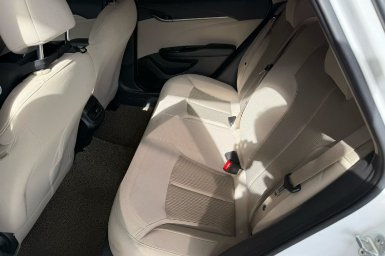 别克 英朗 2019款 15T 双离合进取型 国VI中控内饰7006