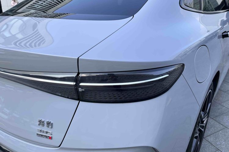 比亚迪 海豹 2025款 改款 600四驱智驾版车身外观6005