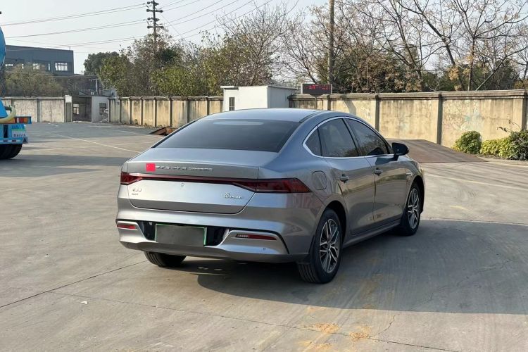 比亚迪 秦PLUS 2021款 DM-i 55KM 旗舰型车身外观6007