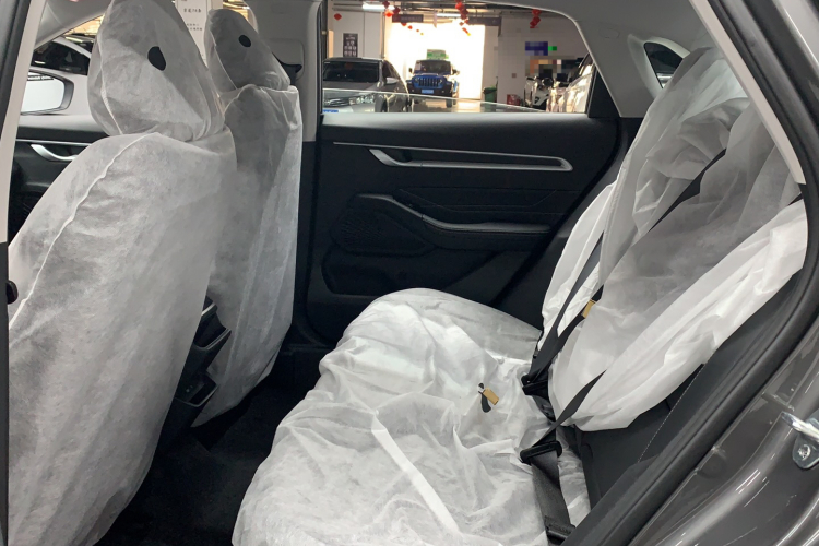 吉利汽车 帝豪 2026款 第4代 400万纪念款 1.5L 手动超越型中控内饰7002