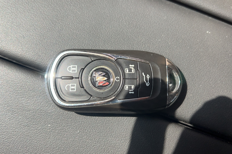 别克GL8 2020款 ES陆尊 653T 旗舰型中控内饰7015