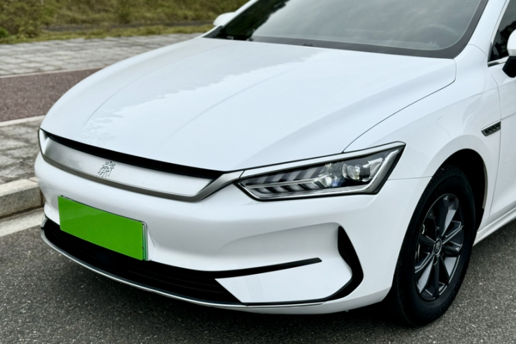 比亚迪 秦PLUS 2023款 EV 510KM 出行版车身外观6001